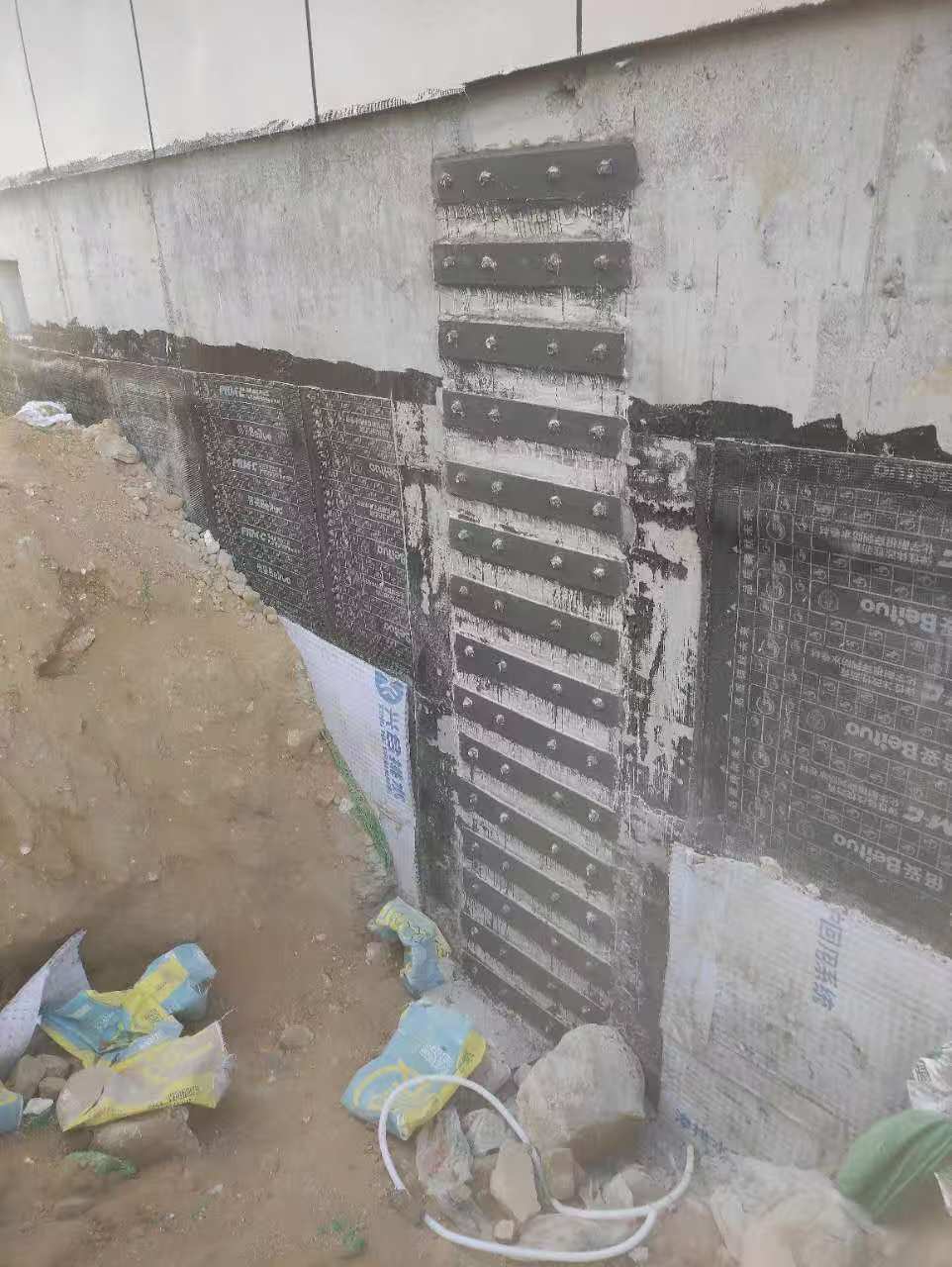 唐山房屋柱子加固方法